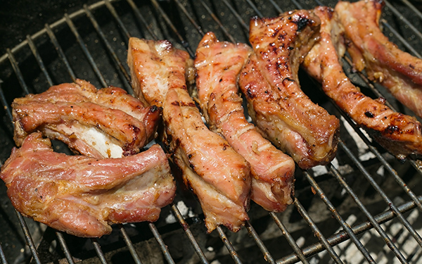 COSTOLETTE DI MAIALE AL BARBECUE