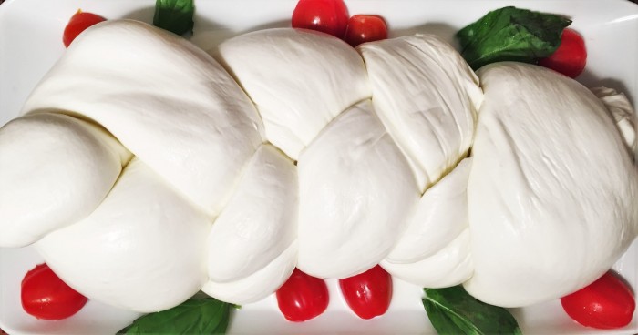 MOZZARELLA DI BUFALA