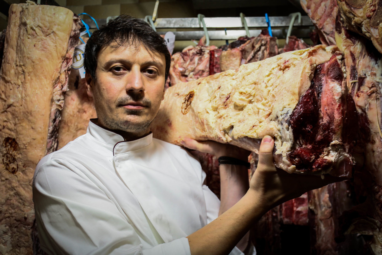 I PIONIERI DELLA FROLLATURA DELLA CARNE: IN TOSCANA - Antonio Belpeiro