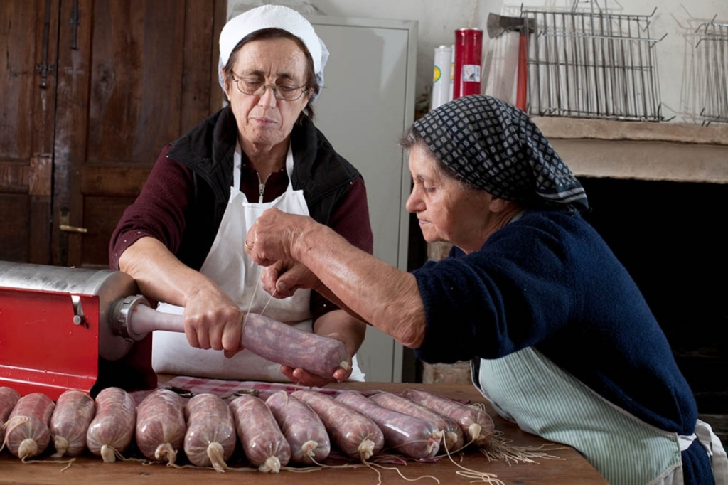 salsicce - lavorazione salsicciotto frentano