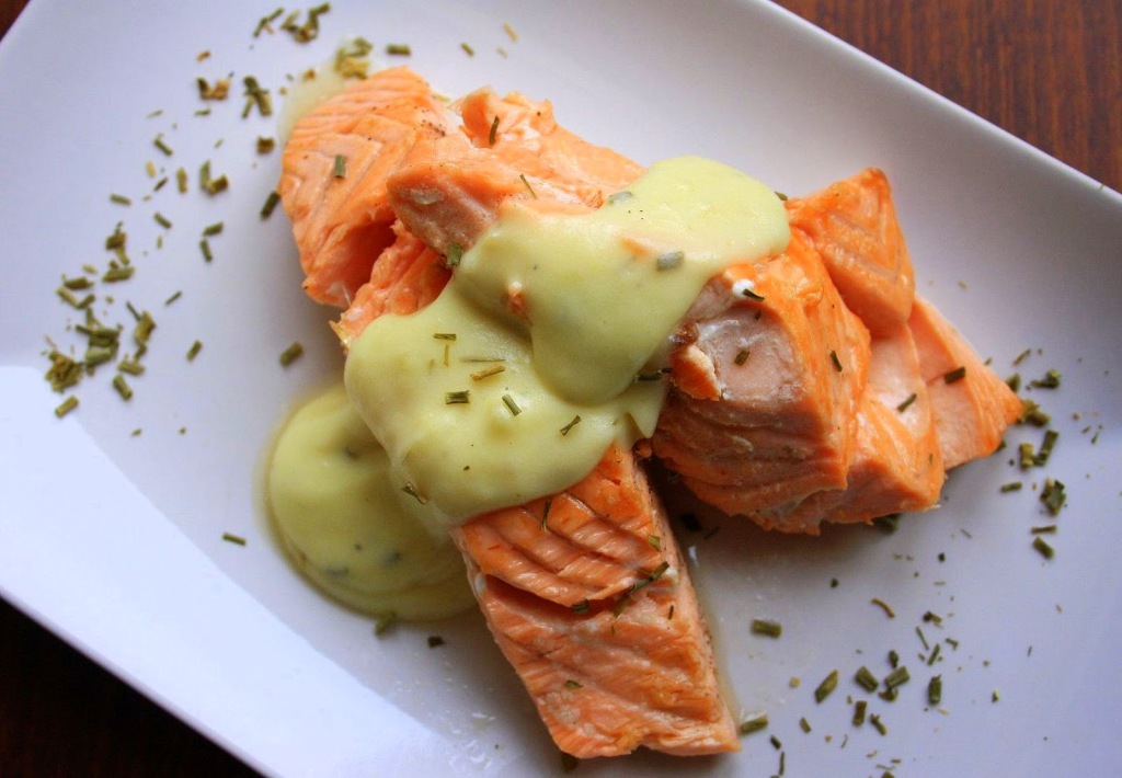 BARBECUE IN IRLANDA: SALMONE CON SALSA CHAMP