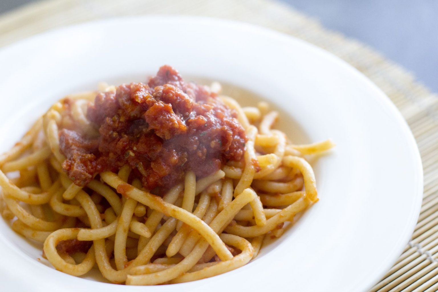 PASTA E SALUMI: PICI AL SUGO DI FINOCCHIONA IGP