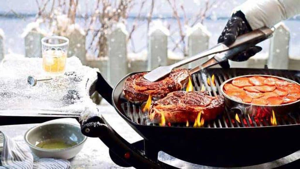 Accessori per utensili da barbecue Piastra di pressione per carne in ghisa  Piastra teppanyaki per barbecue Pressa per bistecche con manico in legno